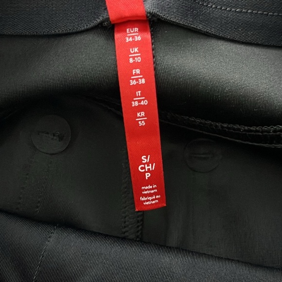 Spanx Black Faux Leather-Like Pull-on Ankle Stretchy Skinny Pants Size S -‎ NEW - Picture 10 of 12